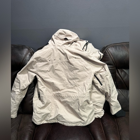 Montec Snowboard Jacket - Picture 16 of 16